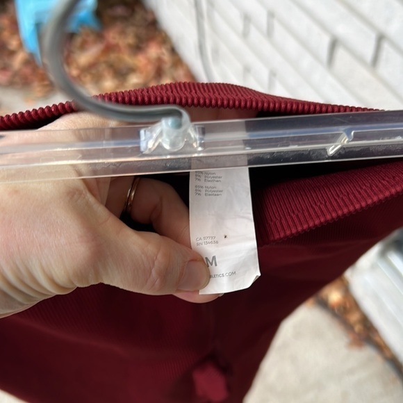 Fabletics High-Waisted Seamless Static Legging Umbria Red/Pink Buff Sz M - Picture 9 of 9